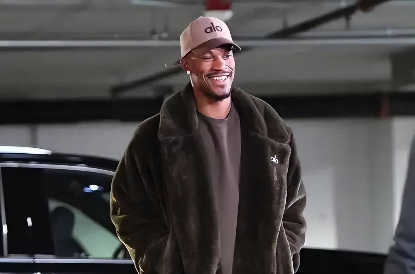 关于巴特勒回归赛场，关键助攻首场状态亮眼，法国队观众沸腾！的信息