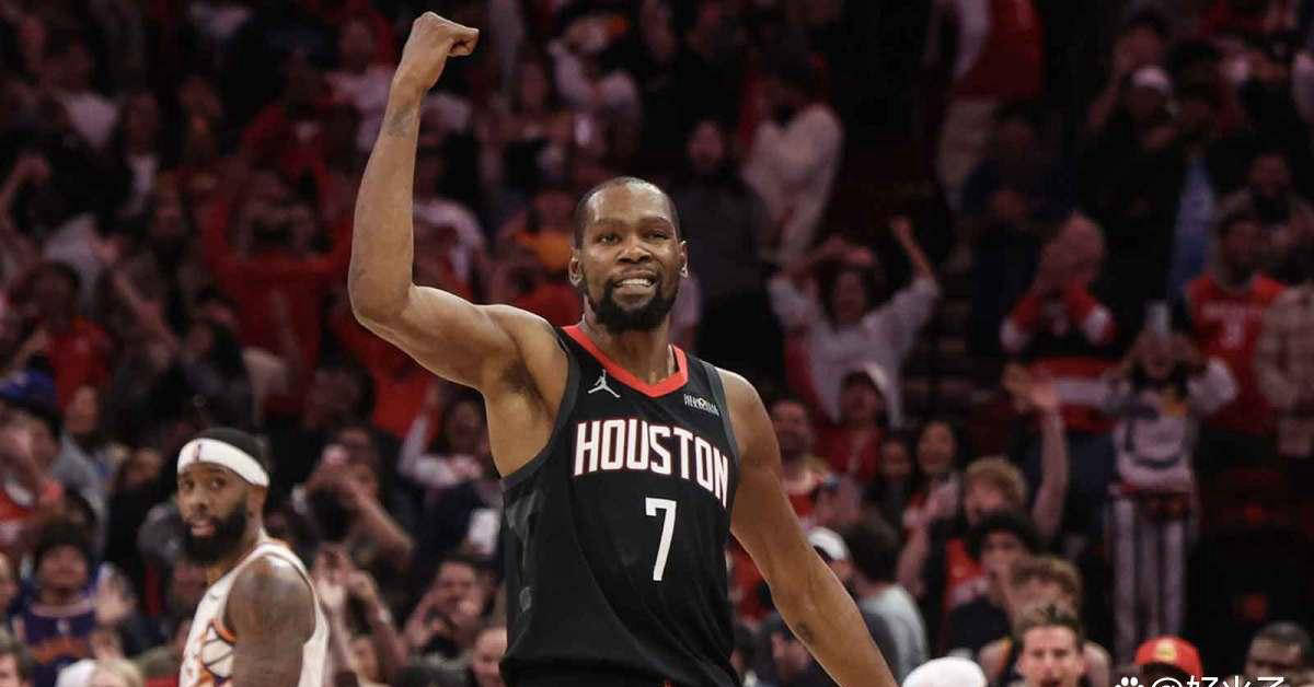 杜兰特在澳大利亚队比赛中高光表现，大胜引发热议！的简单介绍